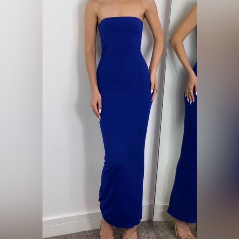 Elegant Blue Strapless Dress